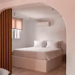 Senses Luxury & Lägenhetshotell 5*