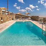 Senses Luxury &