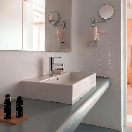 Senses Luxury & 3*