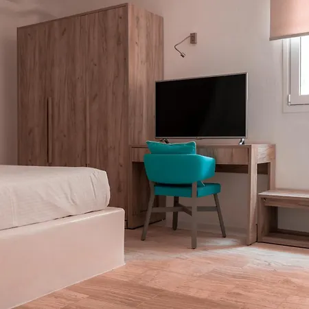 Senses Luxury & Ξενοδοχείο με διαμερίσματα Ελιά